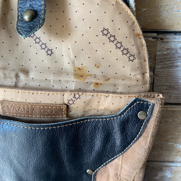 VAAN & CO. Upcycled Leather Crossover - Picture 2 of 7